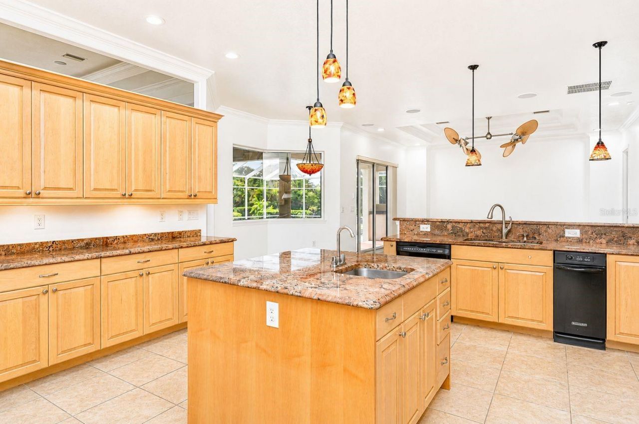 6120 9th Avenue Circle Ne, Bradenton, FL 34212 Photo