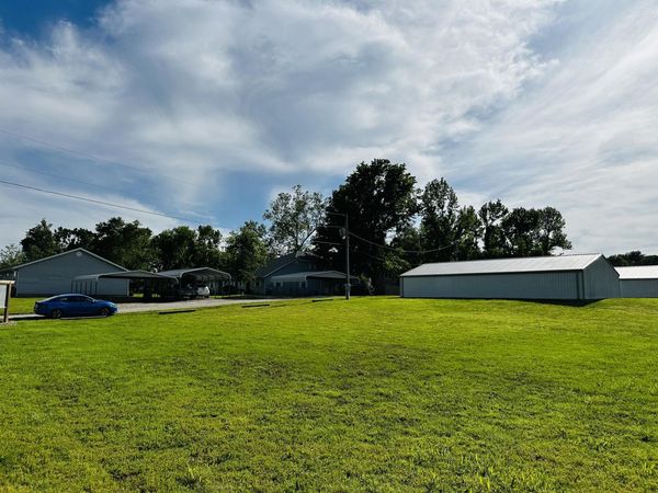 209 Partridge Drive, Cassville, MO 65625