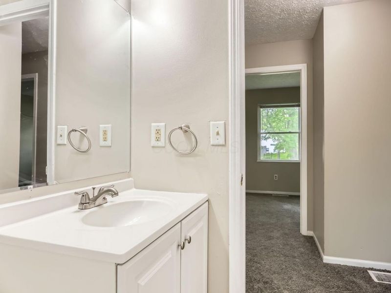 5422 Everson Road N, Columbus, OH 43232 Photo 14