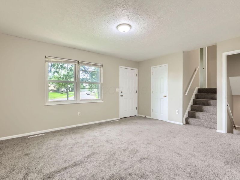 5422 Everson Road N, Columbus, OH 43232 Photo 6