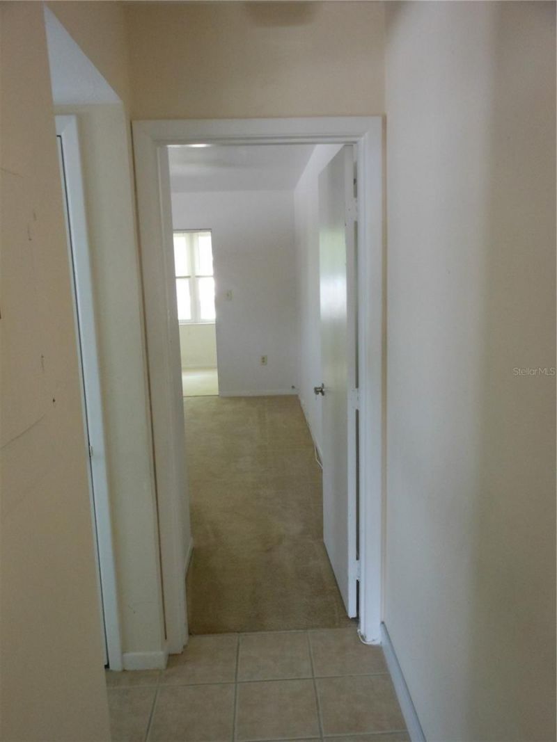 138 36th Avenue N, Unit 206W, Saint Petersburg, FL 33704 Photo