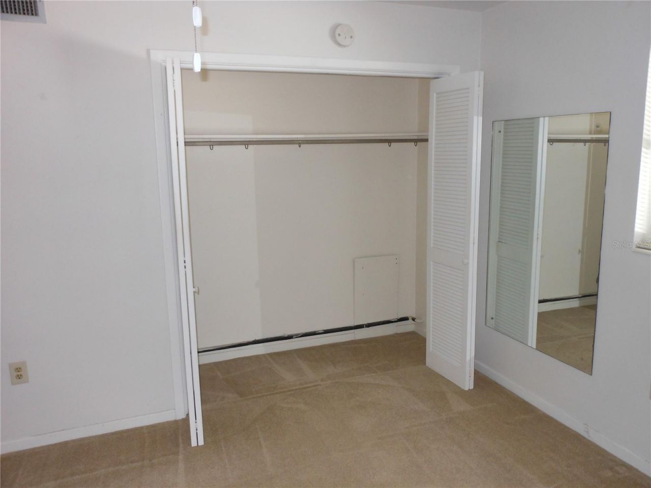 138 36th Avenue N, Unit 206W, Saint Petersburg, FL 33704 Photo