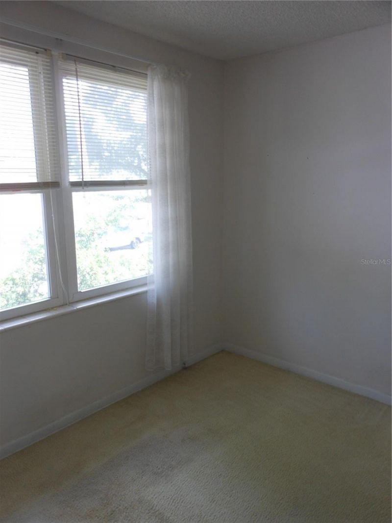 138 36th Avenue N, Unit 206W, Saint Petersburg, FL 33704 Photo