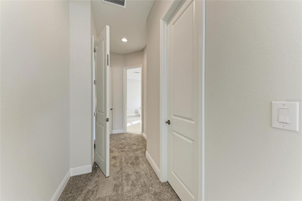 166 Hidden Estates Court, Brandon, FL 33511 Photo