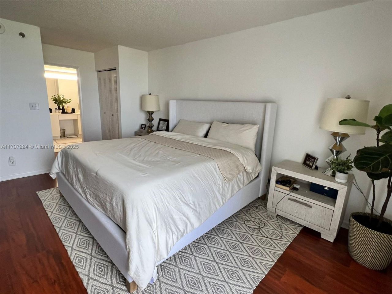 3300 NE 192nd St, Unit 803, Aventura, FL 33180 Photo