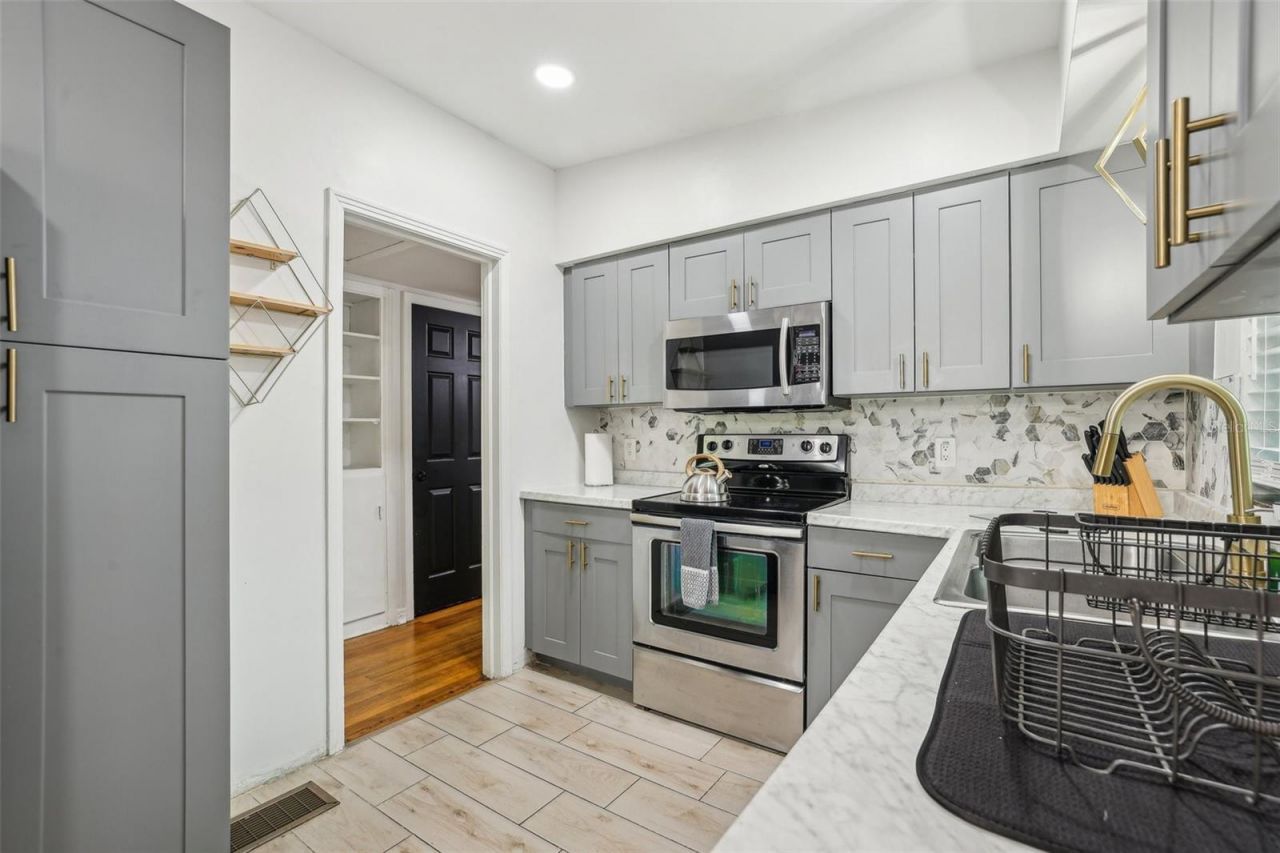 318 E Jersey Street, Orlando, FL 32806 Photo
