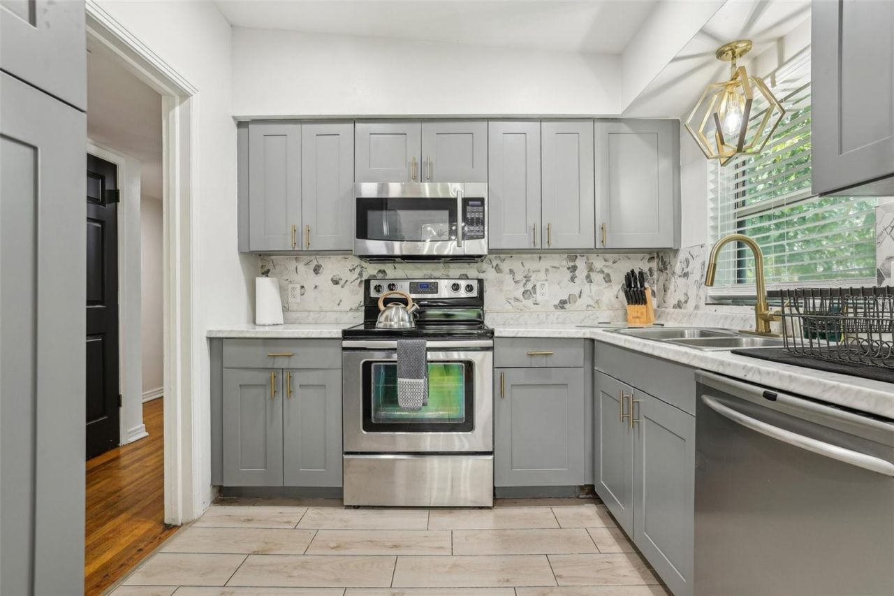 318 E Jersey Street, Orlando, FL 32806 Photo