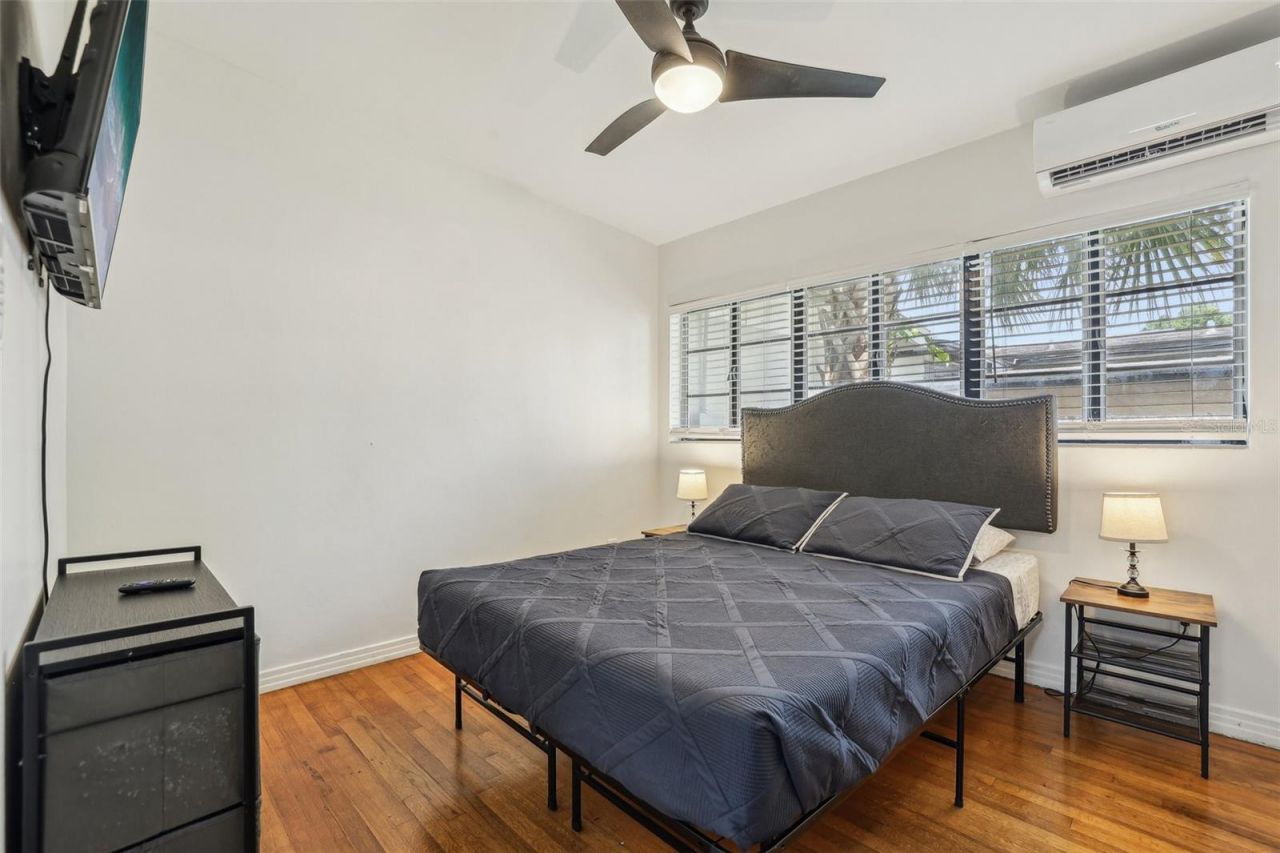 318 E Jersey Street, Orlando, FL 32806 Photo