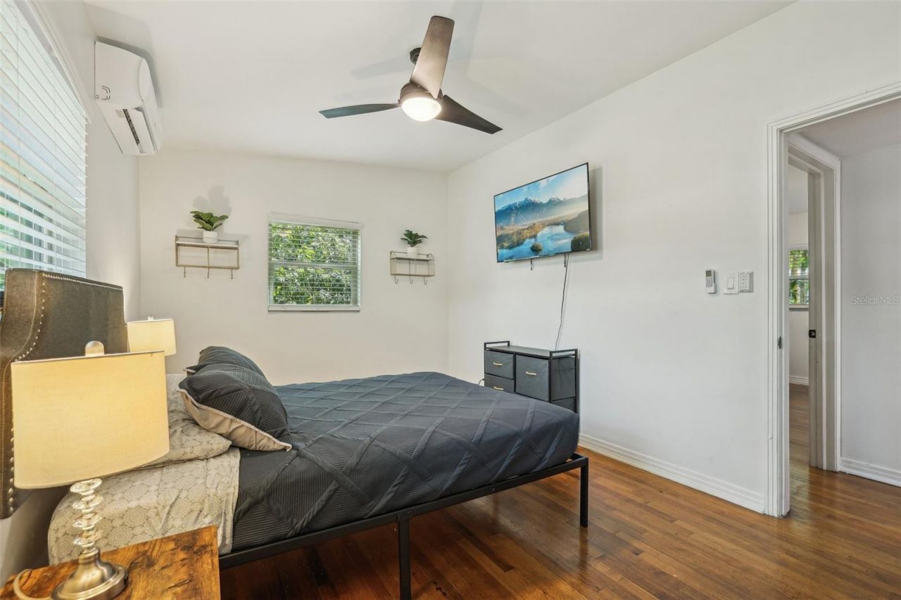 318 E Jersey Street, Orlando, FL 32806 Photo