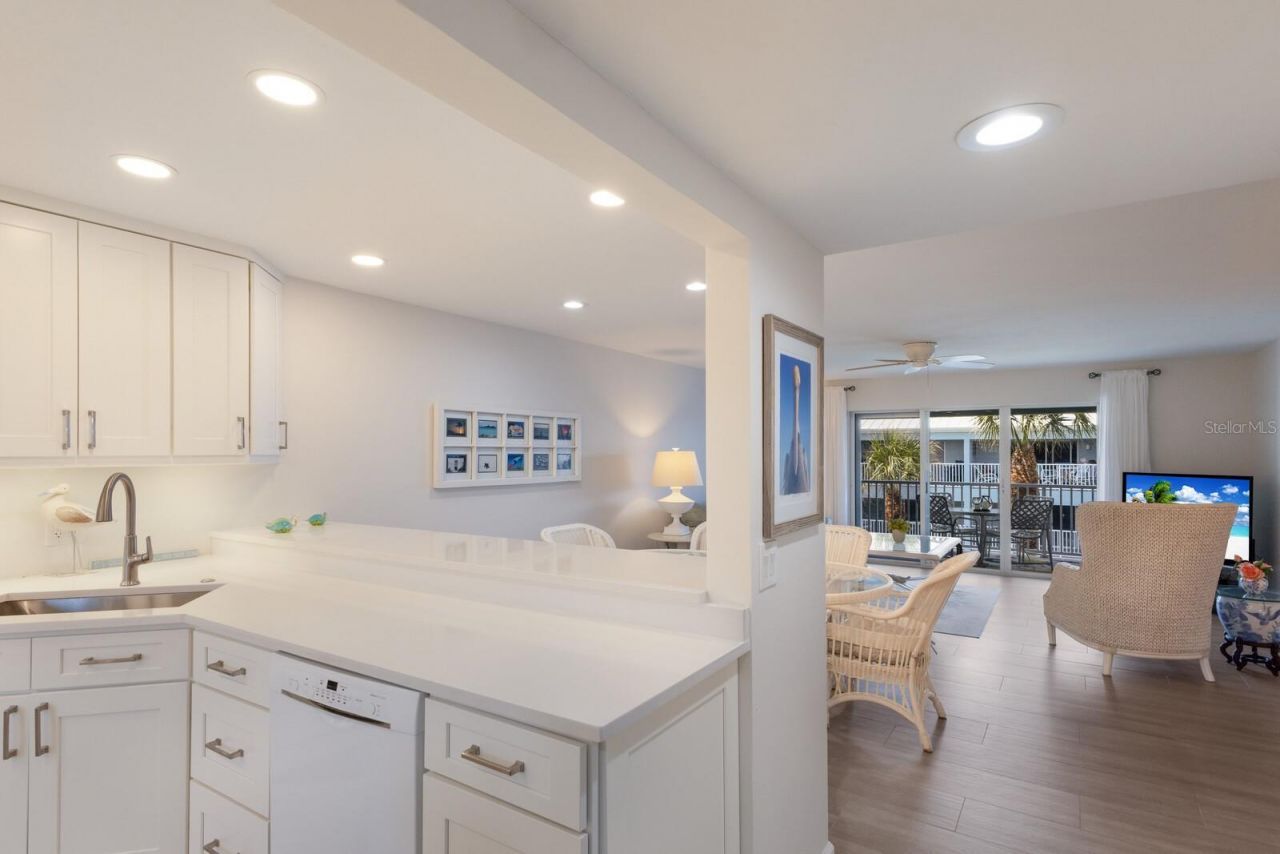 7000 Gulf Drive, Unit 205, Holmes Beach, FL 34217 Photo