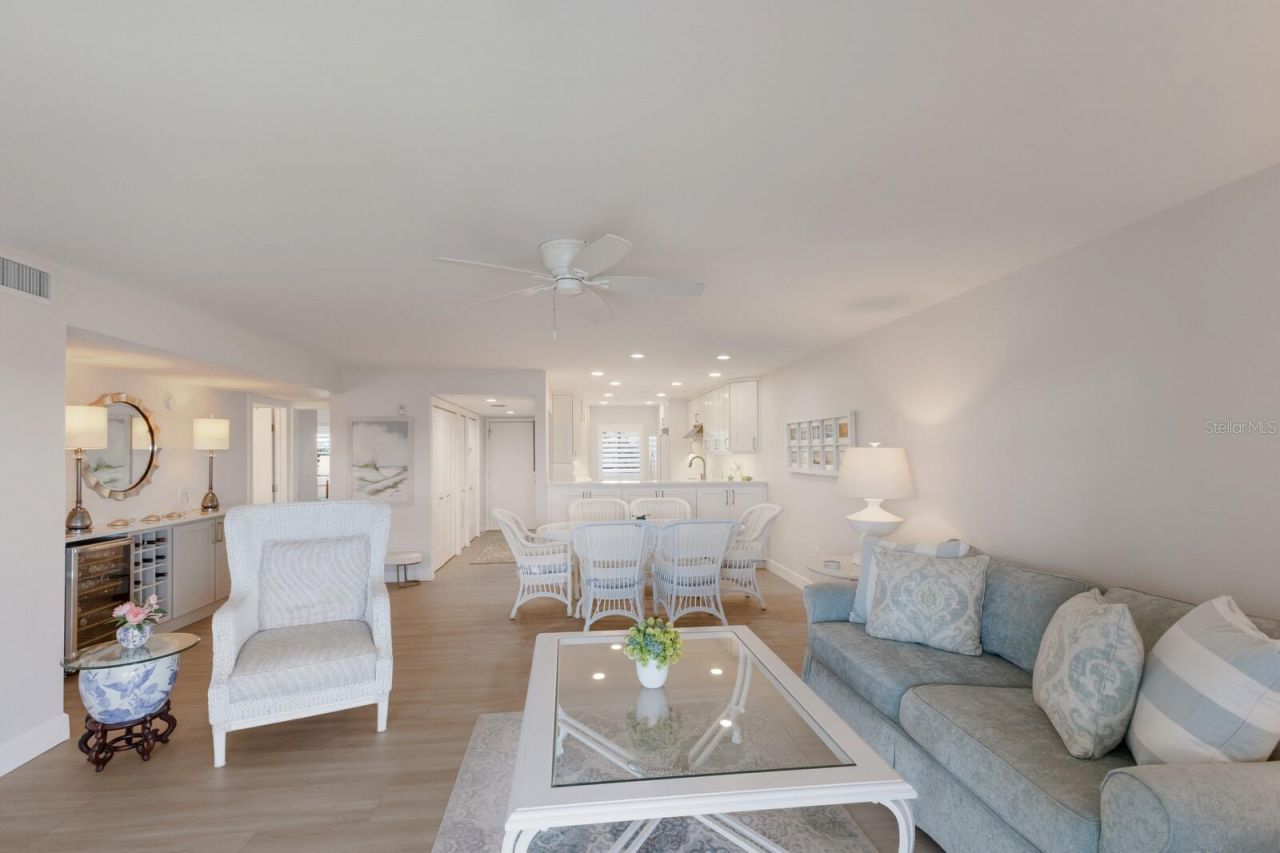 7000 Gulf Drive, Unit 205, Holmes Beach, FL 34217 Photo