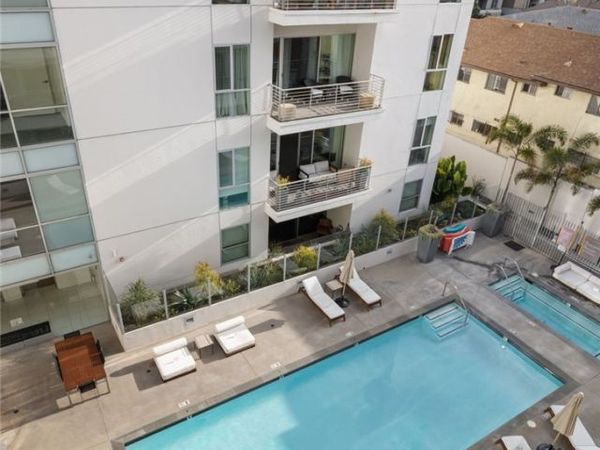 6735 Yucca St, Unit 404, Hollywood, CA 90028