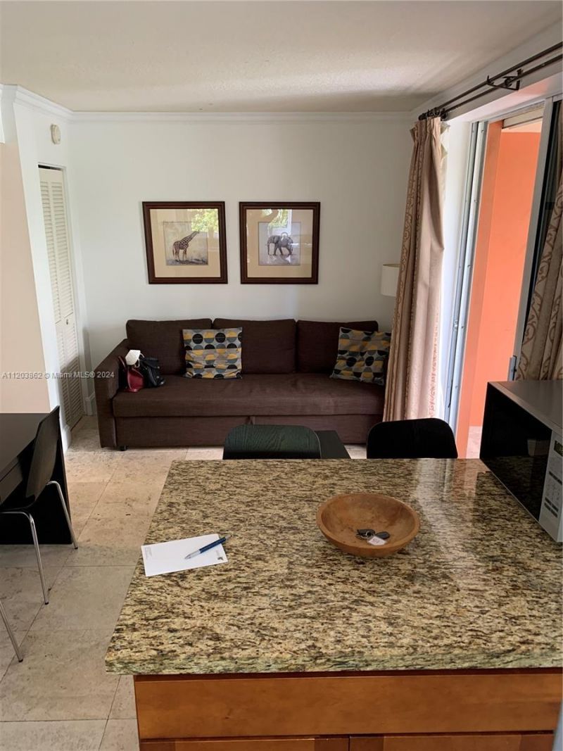 2951 S Bayshore Dr, Unit 417, Miami, FL 33133 Photo