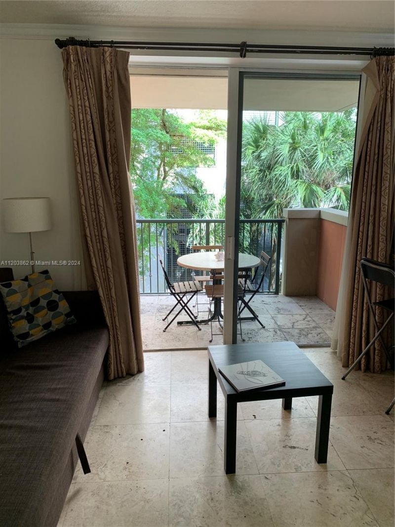 2951 S Bayshore Dr, Unit 417, Miami, FL 33133 Photo