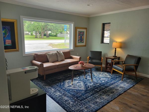 673 3RD Avenue, Welaka, FL 32189