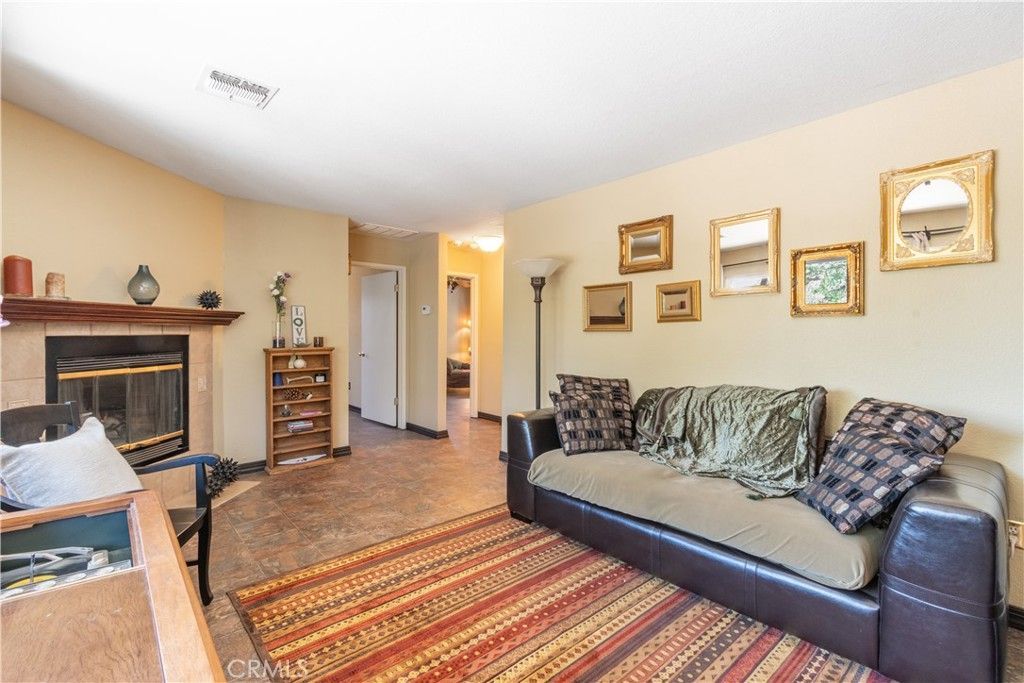 649 Olive St, Paso Robles, CA 93446 Main Photo