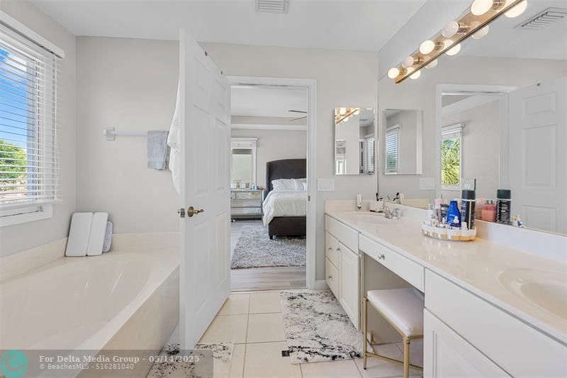 8121 Bautista Way, Palm Beach Gardens, FL 33418 Photo