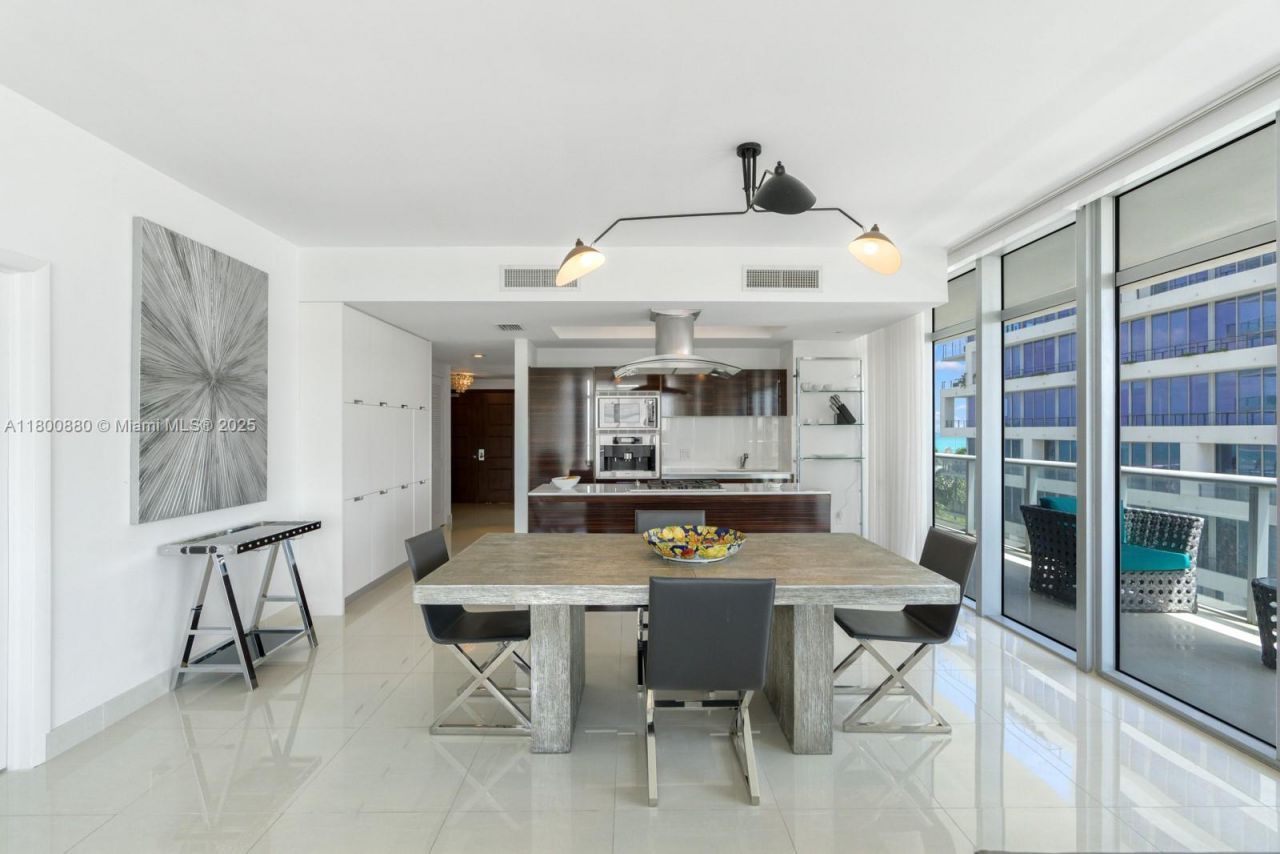 3737 Collins Ave, Unit S-503, Miami Beach, FL 33140 Photo