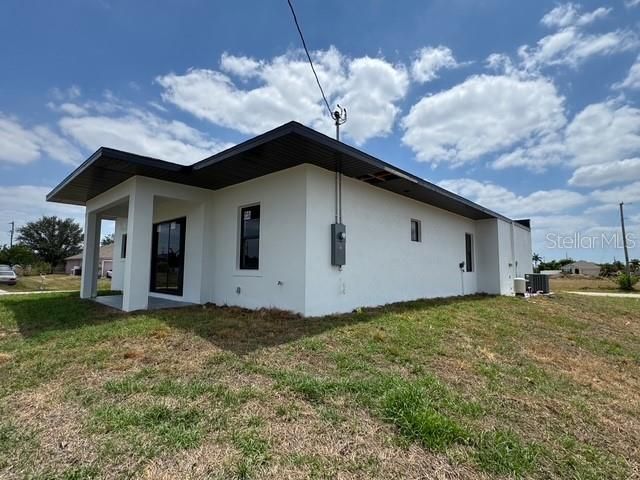 101 NW 10th Terrace, Cape Coral, FL 33993 Photo