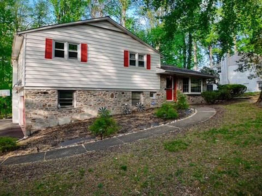 113 Creekwood Drive, Feasterville Trevose, PA 19053 Main Photo