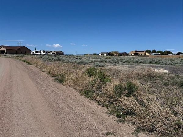 365 E Greenway Drive, Pueblo, CO 81007