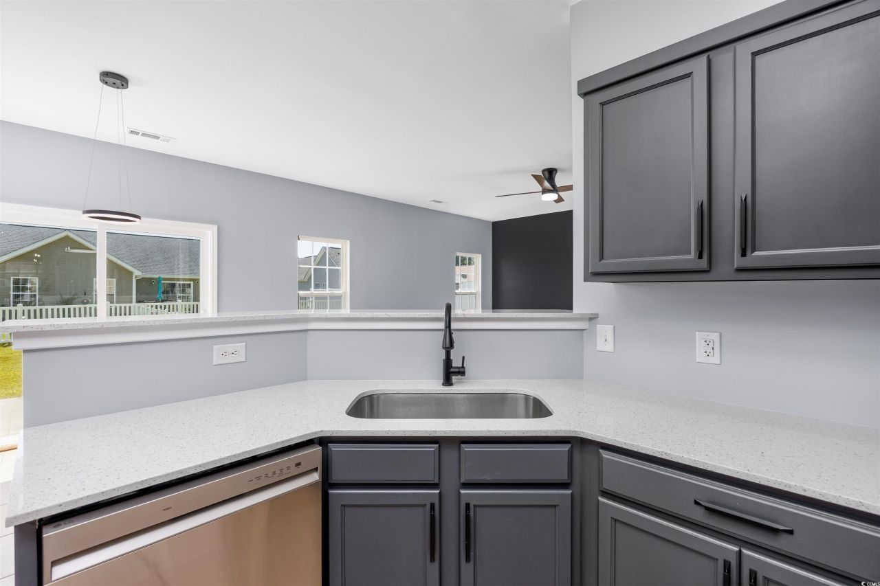 1031 Snowberry Dr. Photo 11