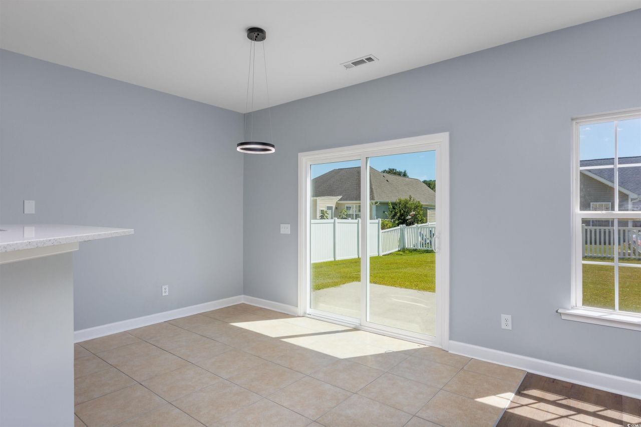 1031 Snowberry Dr. Photo 14