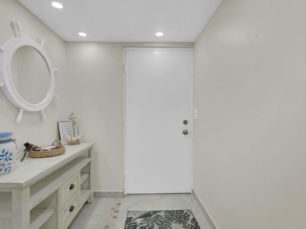 450 Egret Circle, Unit 9207, Delray Beach, FL 33444