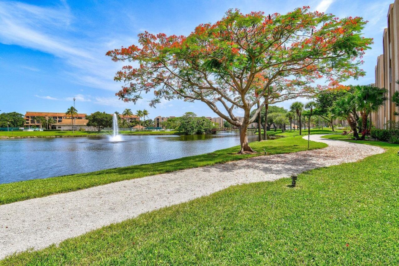 450 Egret Circle, Unit 9207, Delray Beach, FL 33444 Photo