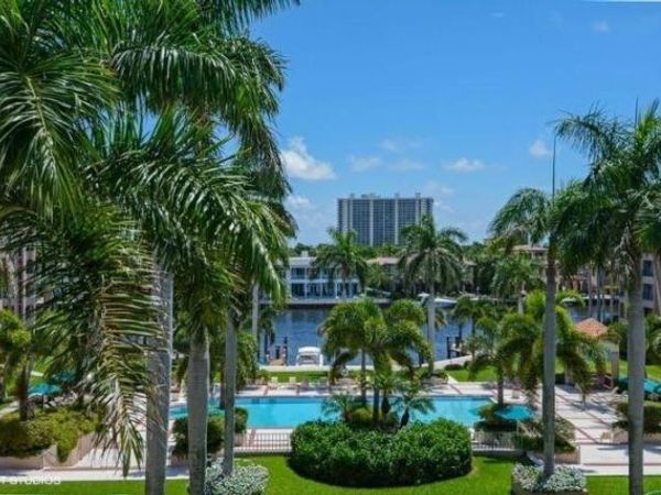 100 SE 5th Ph17 Avenue SE, Unit Ph17, Boca Raton, FL 33432