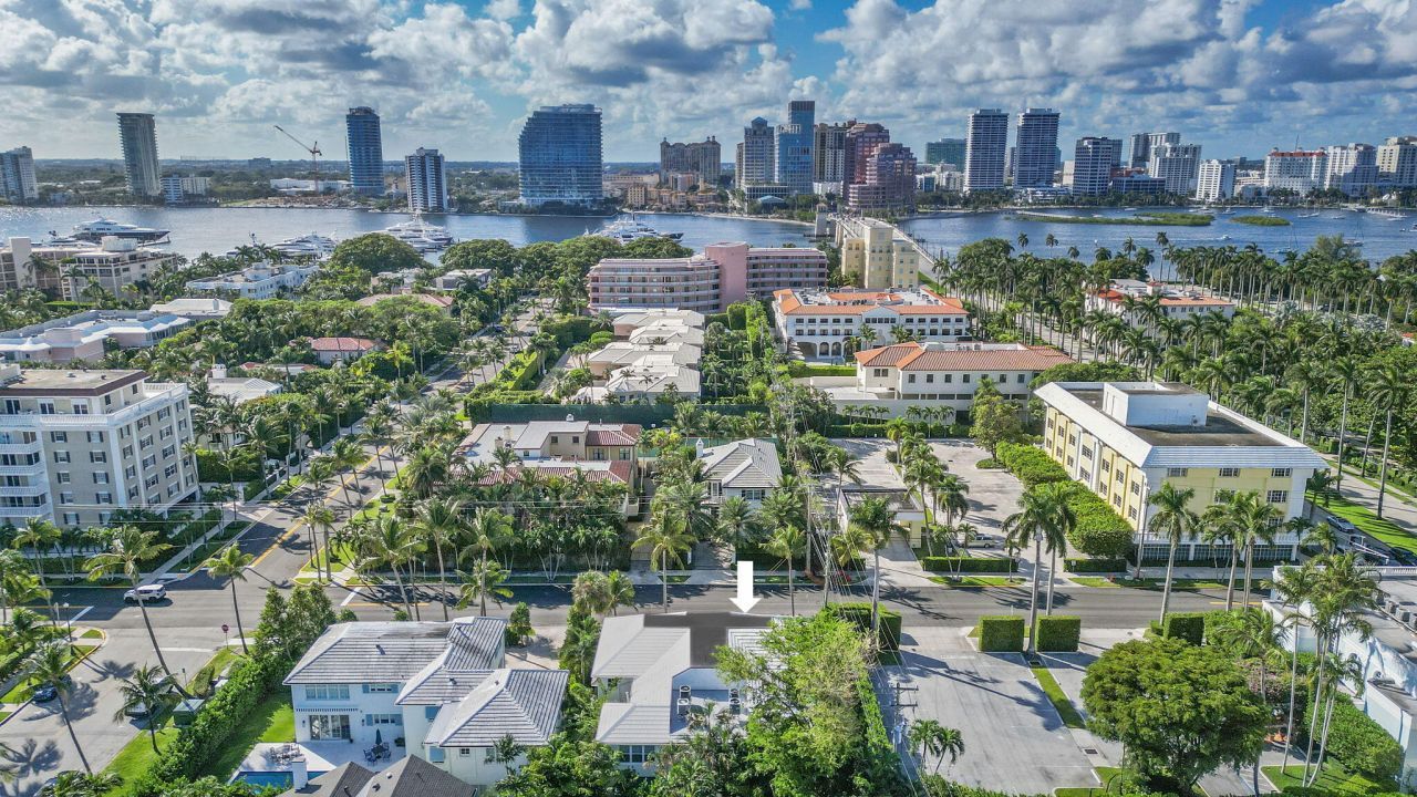 311 Cocoanut Row, Unit 101, Palm Beach, FL 33480 Photo