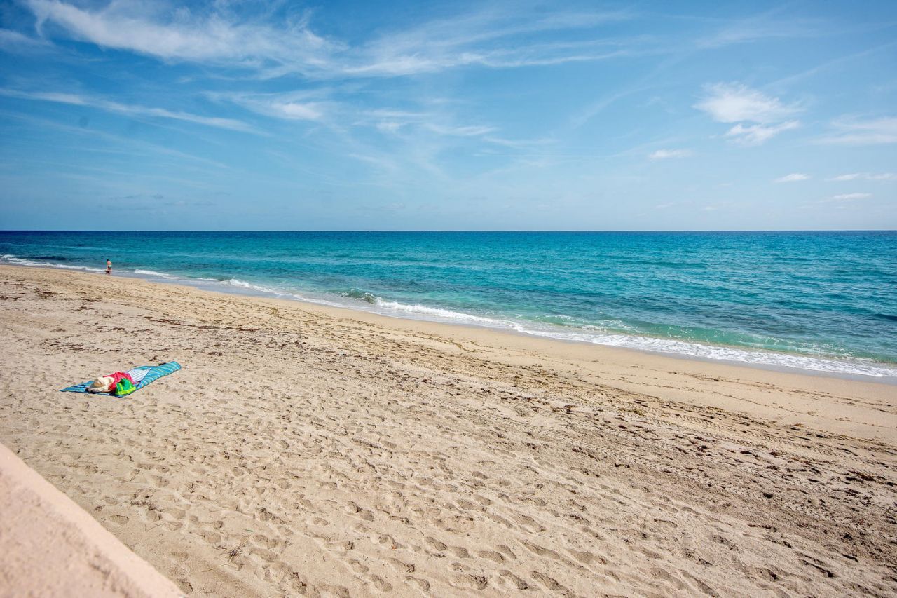 3450 S Ocean Boulevard Boulevard, Unit 701, Palm Beach, FL 33480 Photo