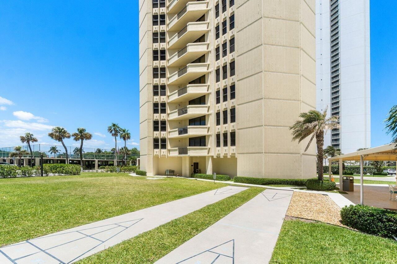 2800 N Ocean Drive, Unit B-4a, Singer Island, FL 33404 Photo