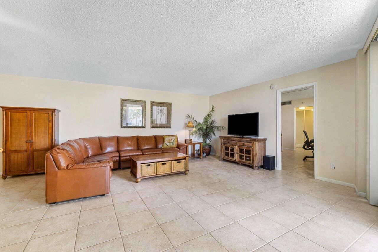 2800 N Ocean Drive, Unit B-4a, Singer Island, FL 33404 Photo