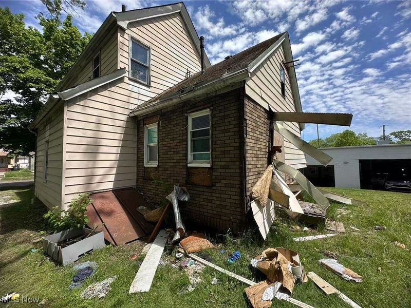 906 E Buchtel Avenue, Akron, OH 44305 Photo 34