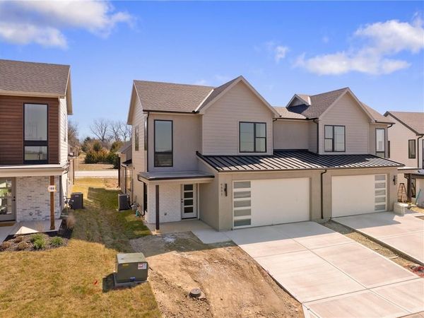 9551 Jupiter Street, Lenexa, KS 66219