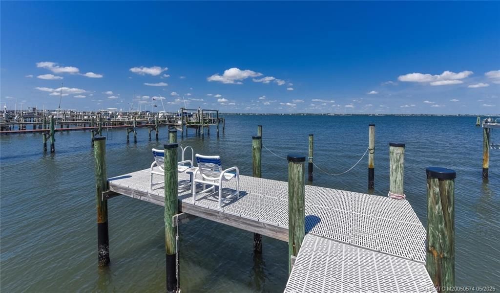 5157 NE Shore Village Terrace, Stuart, FL 34996 Photo