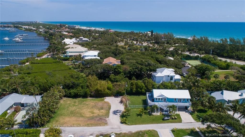 5157 NE Shore Village Terrace, Stuart, FL 34996 Photo