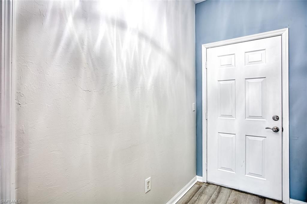 14817 Laguna Dr, Unit 403, Fort Myers, FL 33908 Photo