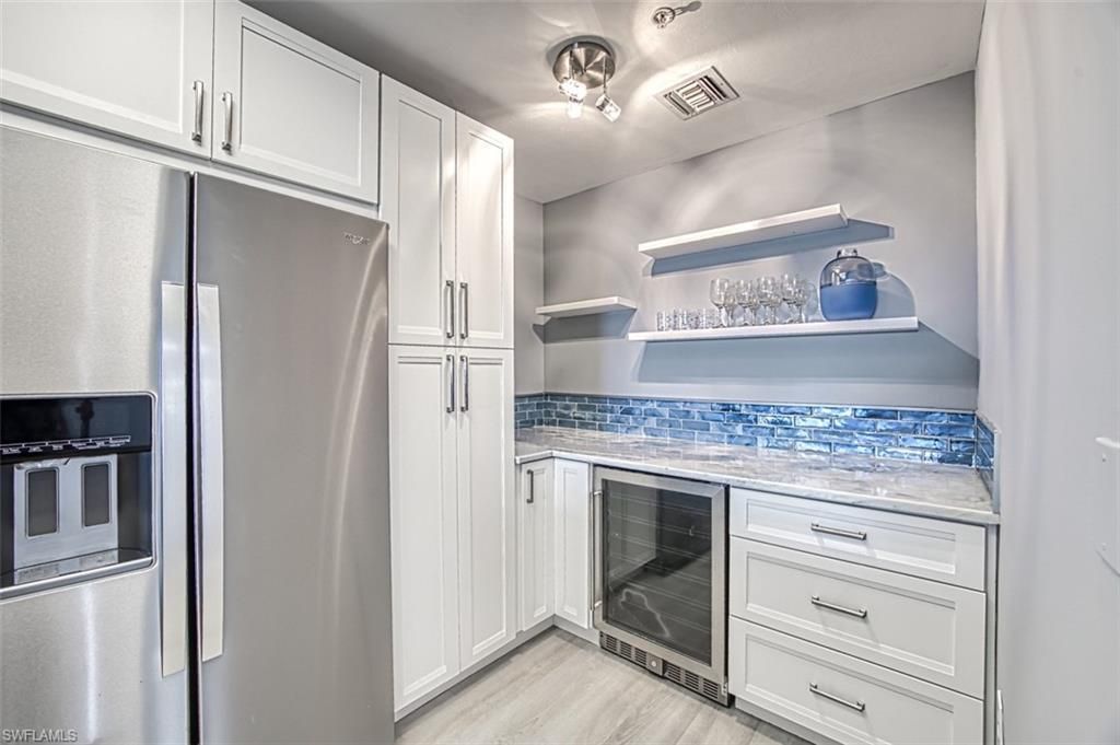 14817 Laguna Dr, Unit 403, Fort Myers, FL 33908 Photo