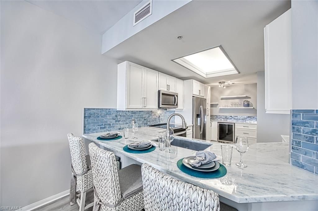 14817 Laguna Dr, Unit 403, Fort Myers, FL 33908 Photo