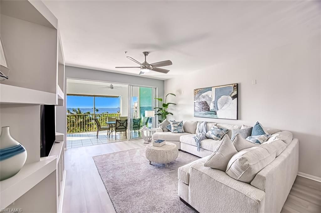 14817 Laguna Dr, Unit 403, Fort Myers, FL 33908 Photo
