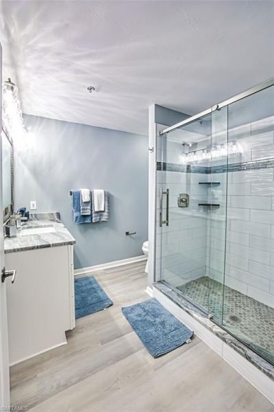 14817 Laguna Dr, Unit 403, Fort Myers, FL 33908 Photo