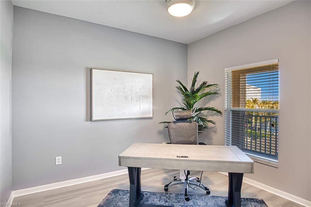 14817 Laguna Dr, Unit 403, Fort Myers, FL 33908 Photo