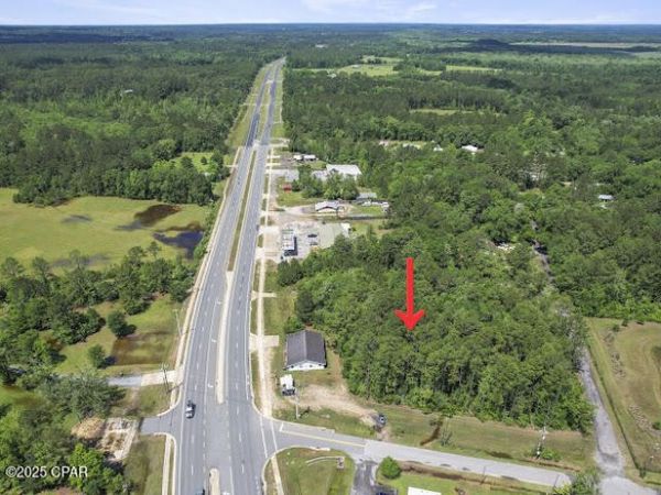 3262 Main Street, Vernon, FL 32462