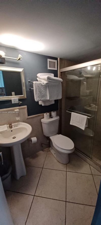 19201 Collins Ave, Unit 1105, Sunny Isles Beach, FL 33160 Photo