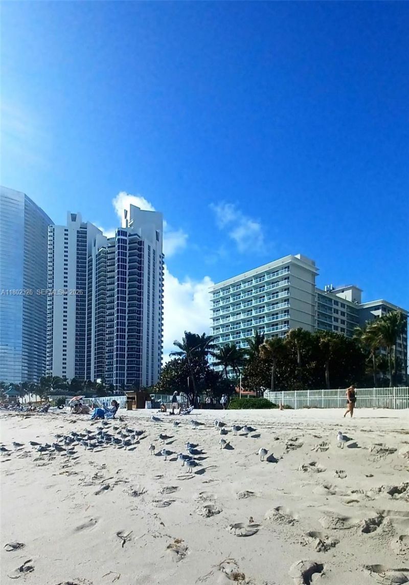 19201 Collins Ave, Unit 1105, Sunny Isles Beach, FL 33160 Photo