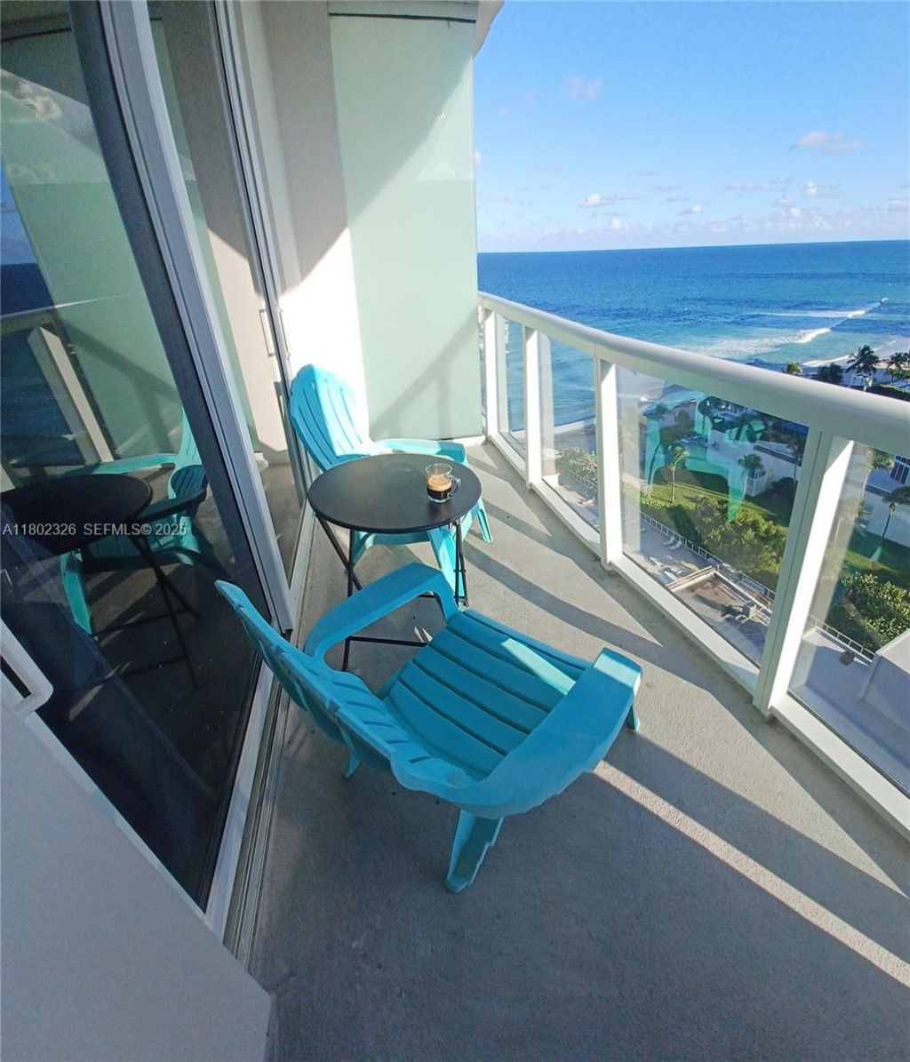 19201 Collins Ave, Unit 1105, Sunny Isles Beach, FL 33160 Photo