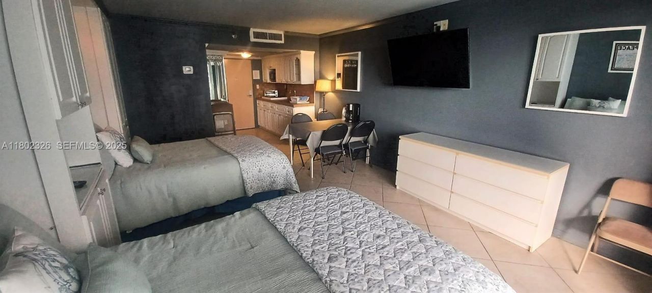 19201 Collins Ave, Unit 1105, Sunny Isles Beach, FL 33160 Photo