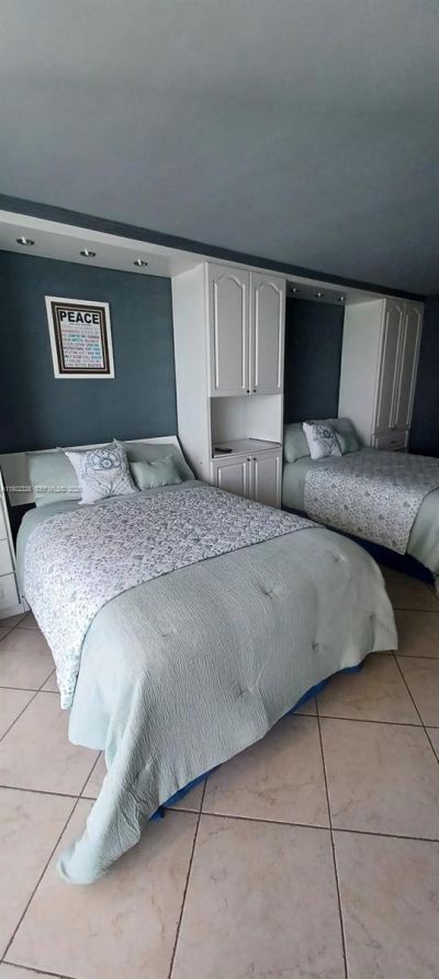 19201 Collins Ave, Unit 1105, Sunny Isles Beach, FL 33160 Photo